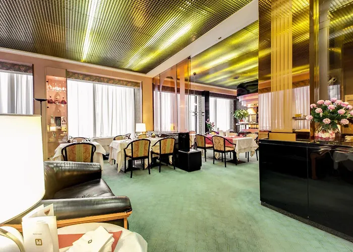 Brunelleschi Отель Милан