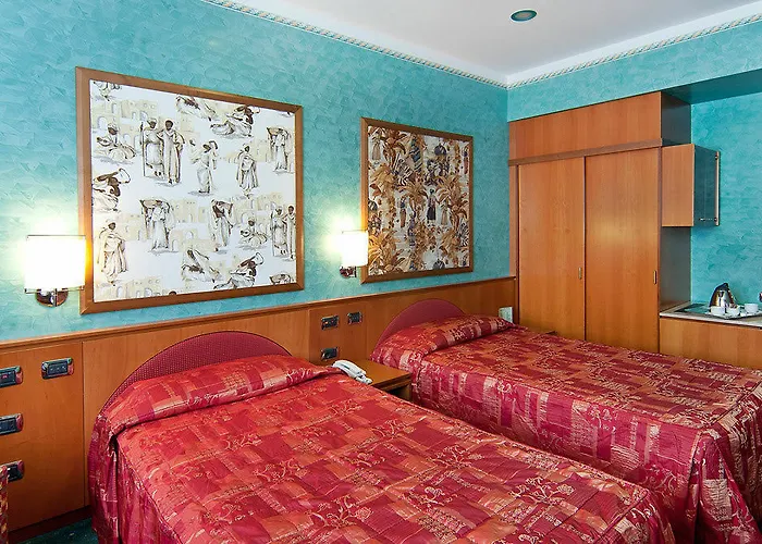 Отель Brunelleschi Милан