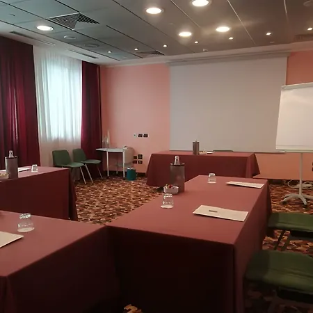 Szálloda Brunelleschi Milánó