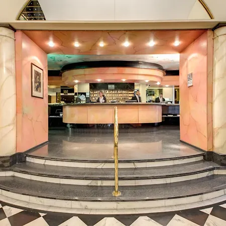 Szálloda Brunelleschi Milánó