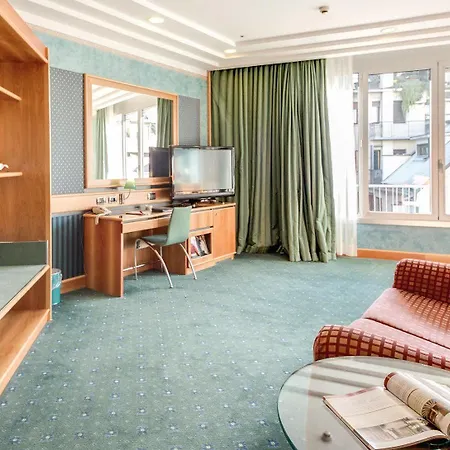 Brunelleschi Szálloda Milánó